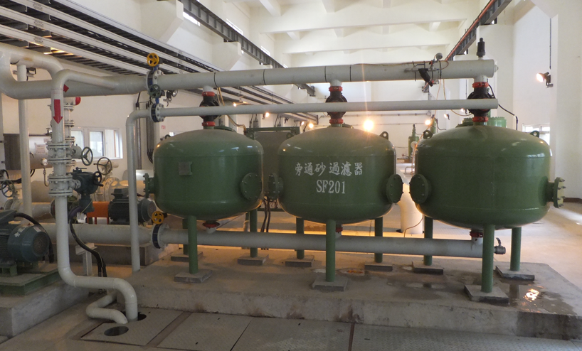 淺層砂過濾器應(yīng)用現(xiàn)場(chǎng) 淺層砂過濾器應(yīng)用現(xiàn)場(chǎng)